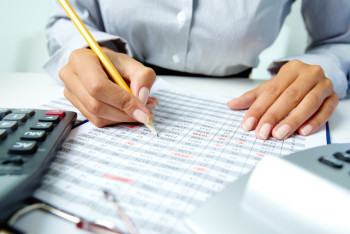 Фотография к новости: Свыше 150 госслужащих и их супругов оштрафовали в Алматы 