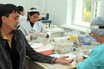 Фотография к новости: Главврач: 35% больных туберкулезом в Алматы – мигранты