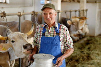 Фотография к новости: Первый в Казахстане Центр обслуживания фермеров откроют в Актобе