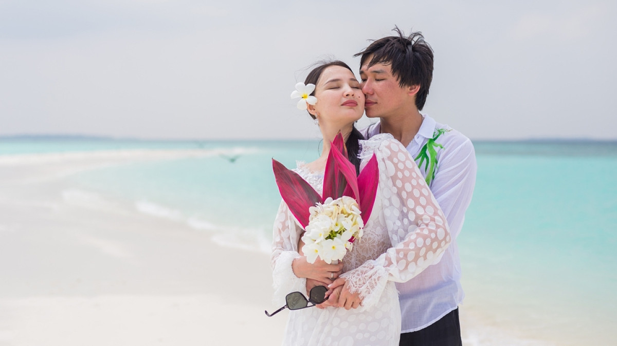 instagram.com/zhuldyzabdukarimovaofficial