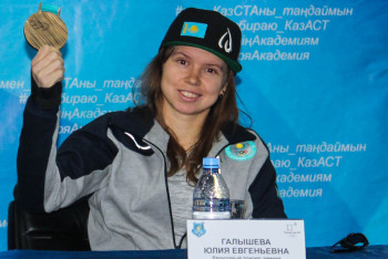 Фотография к новости: Призёрка Олимпиады-2018 Галышева хотела покинуть спорт - тренер