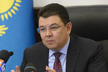 Фотография к новости: "Казгидромет" будет прогнозировать с вероятностью исполнения свыше 90% - Бозумбаев