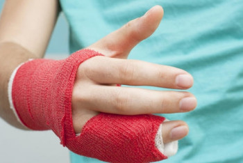 Фотография к новости: Конфликт в Астане: ущерб за сломанный мизинец выплатит пассажир водителю