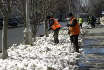 Фотография к новости: Из русел рек Алматы вывезено 1,5 тыс м³ мусора