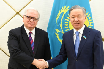 Фотография к новости: Нигматулин обсудил с британским послом партнерство в сфере инноваций и цифровизации