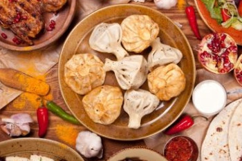 Фотография к новости: В Кыргызстане 17 человек попали в больницу из-за отравления на тое