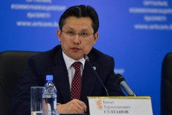 Фотография к новости: Нигматулин упрекнул Султанова в универсальных ответах 