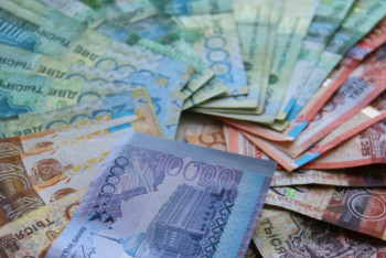 Фотография к новости: Переехавшим из страны казахстанцам ЕНПФ выплатил 26,8 млрд тенге     