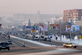 Таксисты выстроили сердце из машин в День рождения Караганды 