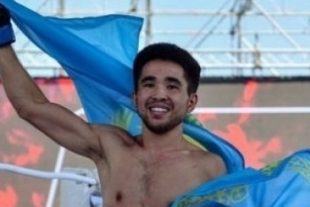 Казахстанский борец MMA завоевал чемпионский титул в турнире в России