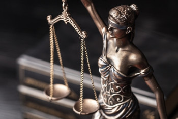 Фотография к новости: Сотрудники внутренней безопасности исполняют свои обязанности формально – Минюст РК