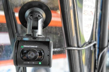 Фотография к новости:  Фиксирующие нарушения на дороге камеры установят в автобусах Алматы 