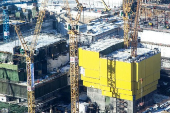 Уволенным рабочим "Абу-Даби Плаза" выплатят компенсацию – Дуйсенова 