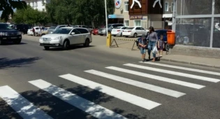 Полсотни &quot;зебр&quot; заменят на светофоры в Астане 