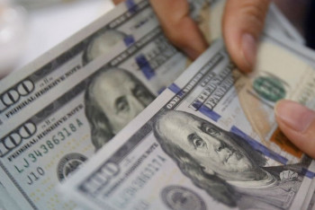 Фотография к новости: Казахстанцы скупили свыше 10 млрд долларов в 2017 году