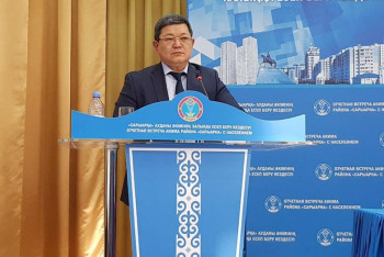 Фотография к новости: Районный аким Астаны согласился на день уступить свое кресло студентам