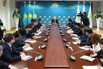 Фотография к новости: Если мы не хотим отстать от мирового развития, нужно двигаться быстрее - Назарбаев