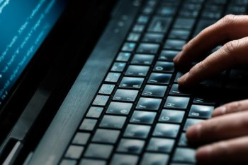 В каких случаях КНБ сможет блокировать интернет и сотовую связь