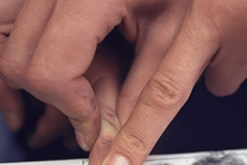 Фотография к новости: По отпечаткам пальцев впускают в детдом Астаны после жалоб на произвол руководства 