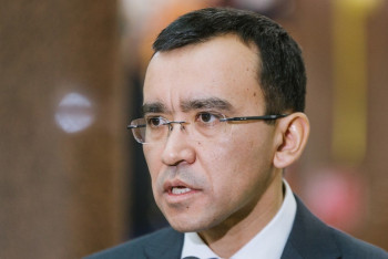 Фотография к новости: Закон о религиозной деятельности обеспечит стабильность в стране - депутат