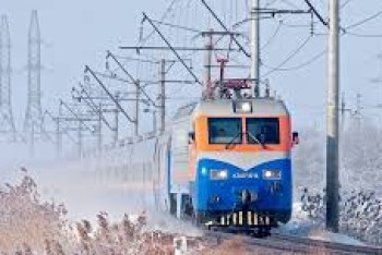 Фотография к новости: Перевозчик накажет проводницу, высадившую пассажиров в лютый мороз в Кокшетау