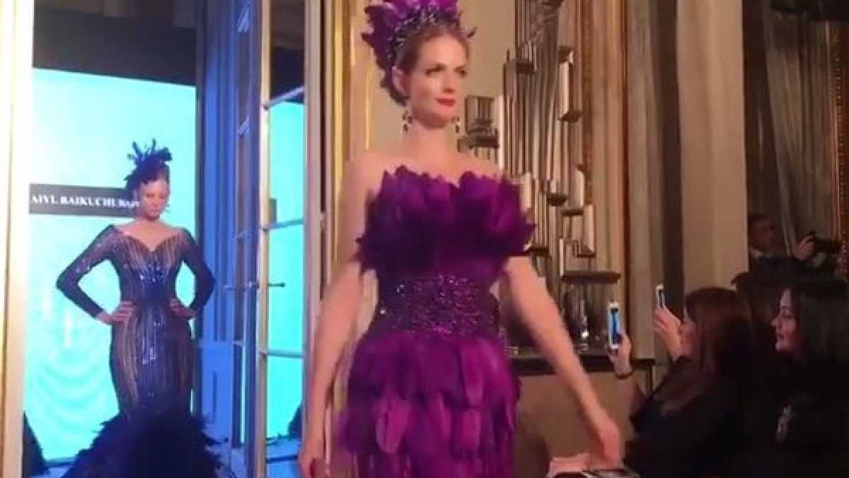 кадр из видео