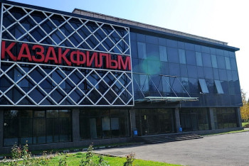 Фотография к новости: Мажилисмены против приватизации Казахфильма