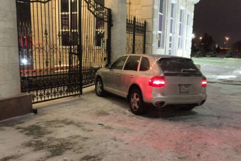 Фотография к новости: Они не умышленно, гололёд - Лукин о виновниках ДТП у Акорды