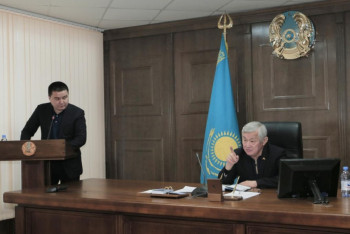 Фотография к новости: Проверить перевозчиков поручил Сапарбаев после трагедии с автобусом