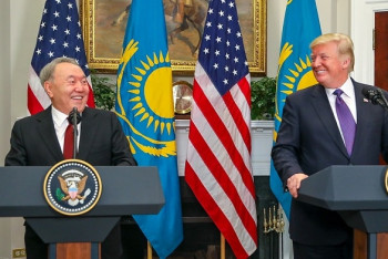 Фотография к новости: Встреча комплиментов или как Назарбаев в Америку съездил 