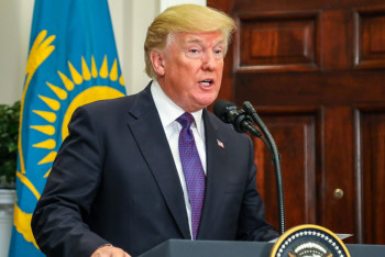 Фотография к новости: Трамп Назарбаеву: США стремятся укреплять сотрудничество со странами, уважающими соседей 