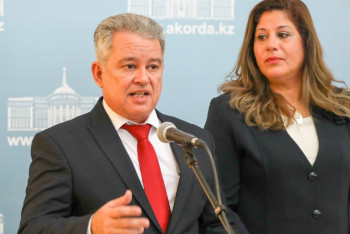 Фотография к новости: Рауль Кастро восхищён политической мудростью Назарбаева – посол Кубы