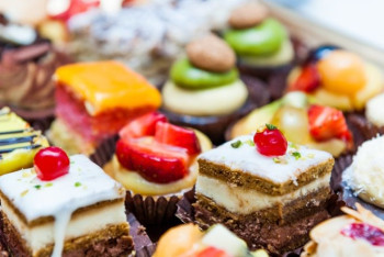 Фотография к новости: Казахстан снял ограничения на ввоз кондитерских изделий из Кыргызстана