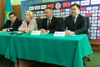 Фотография к новости: Главным тренером футболистов "Шахтёра" стал Владимир Журавель 