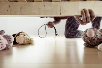 Фотография к новости: Герой нашумевшего ролика о том, как правильно бить жён, не имам