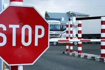 Запрет на перевозки из Украины через Казахстан продлил Путин