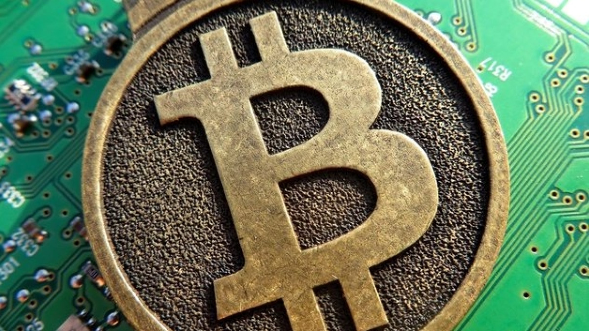 Вывести операции с криптовалютой в правовое поле просит профильная ассоциация