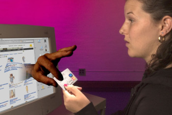 Фотография к новости: Как не попасть на уловки интернет-мошенников 