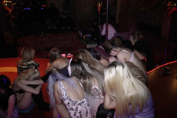 Фотография к новости: Руководство стриптиз-клуба задержано за сводничество в Алматы