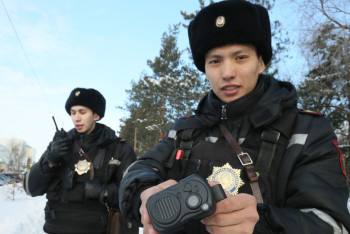 Фотография к новости: Что грозит полицейскому за отключение видеорегистратора, рассказали в МВД