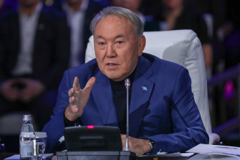 Фотография к новости: Притчей о спрятанном счастье поделился с народом Назарбаев