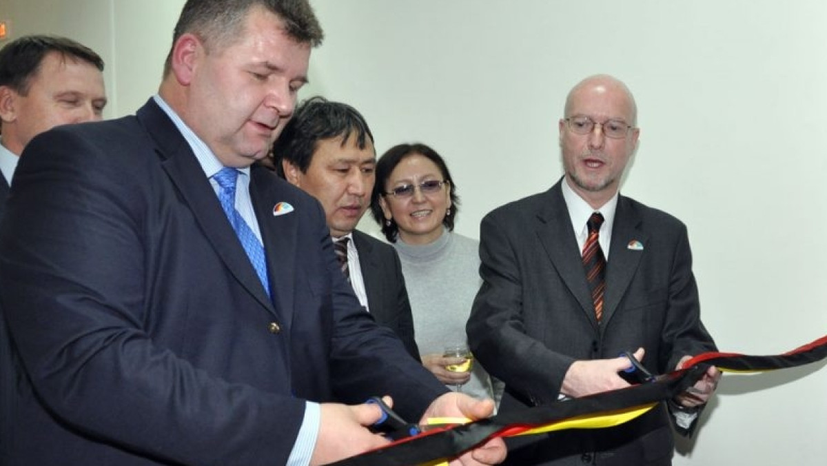 daz.asia.ru 