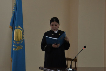 Фотография к новости: За взятку в 15 млн тенге осудили замакима в Костанайской области