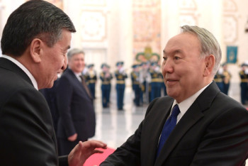 Фотография к новости: Назарбаев Жээнбекову: Президенты придут и уйдут, а народы останутся жить бок о бок