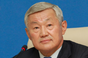 Фотография к новости: Почувствовали себя баями - Сапарбаев отчитал директоров школ