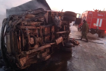 ДТП на трассе в ЗКО: двое погибших, восемь пострадавших