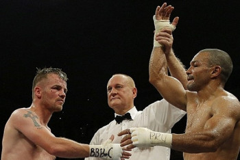 Фотография к новости: Поединок Фирузы Шариповой проведет легендарный рефери боев Тайсона и Мейвезера