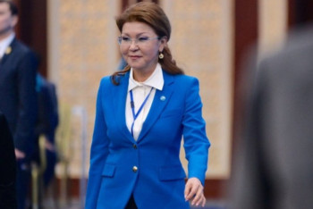 Фотография к новости: Дарига Назарбаева получила орден ко Дню Независимости