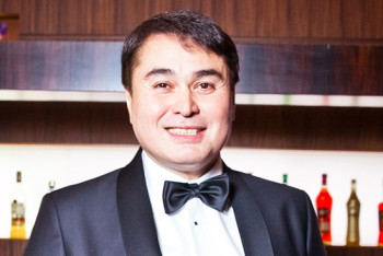 Фотография к новости: Байгали Серкебаев и Арман Давлетяров получили звание «Заслуженный деятель РК»