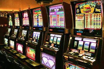 Фотография к новости: Иностранца оштрафовали за организацию игорного бизнеса в Астане